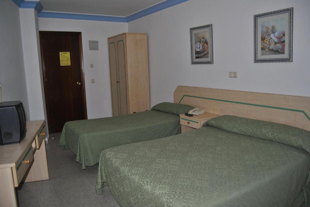 Hostal Blumen Альхесірас Номер фото